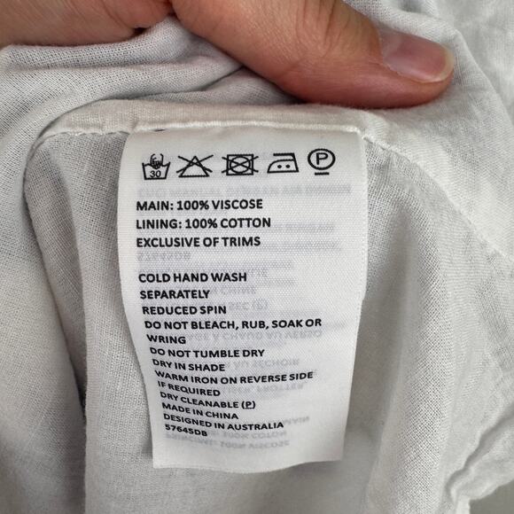 Bardot Eden Floral Mini Dress - Picture 7 of 8